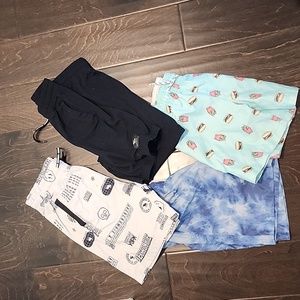 4 Bottoms boys Abercrombie Kids size 7/8